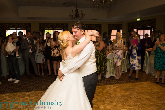 Warwickshire-Wedding-Photographer-70.jpg